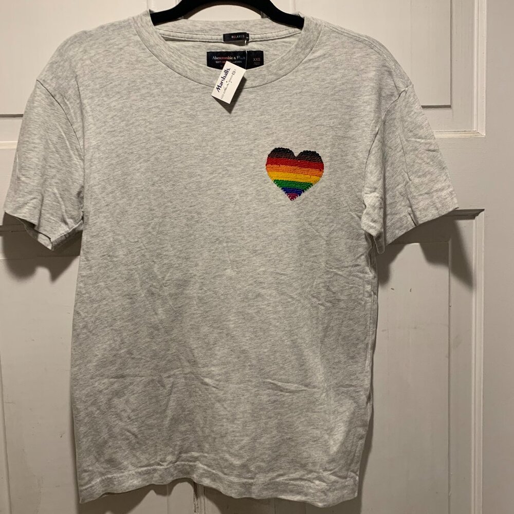 Abercromie + Fitch~ NWT!!~ Pride Tee